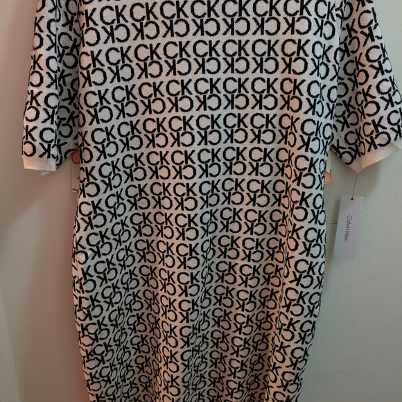 Calvin Klein Black and White  Women's Half Sleeve Dress Woolens.New With Tag XL - Picture 2 of 5